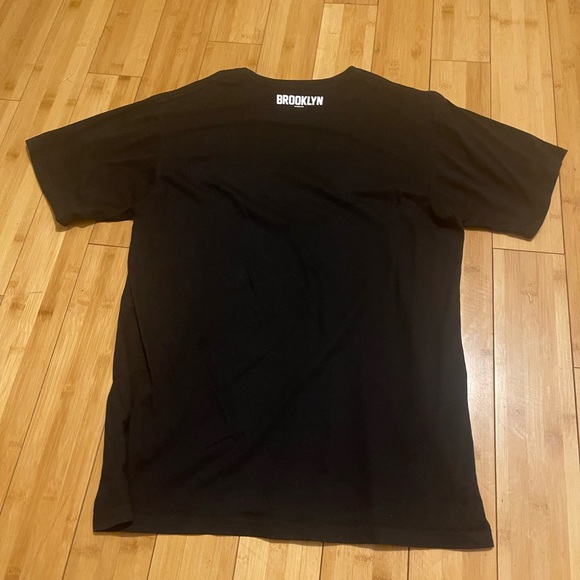 Large Black Brooklyn Vinnies Styles Tee. Previously loved. Good condition. - Picture 2 of 3